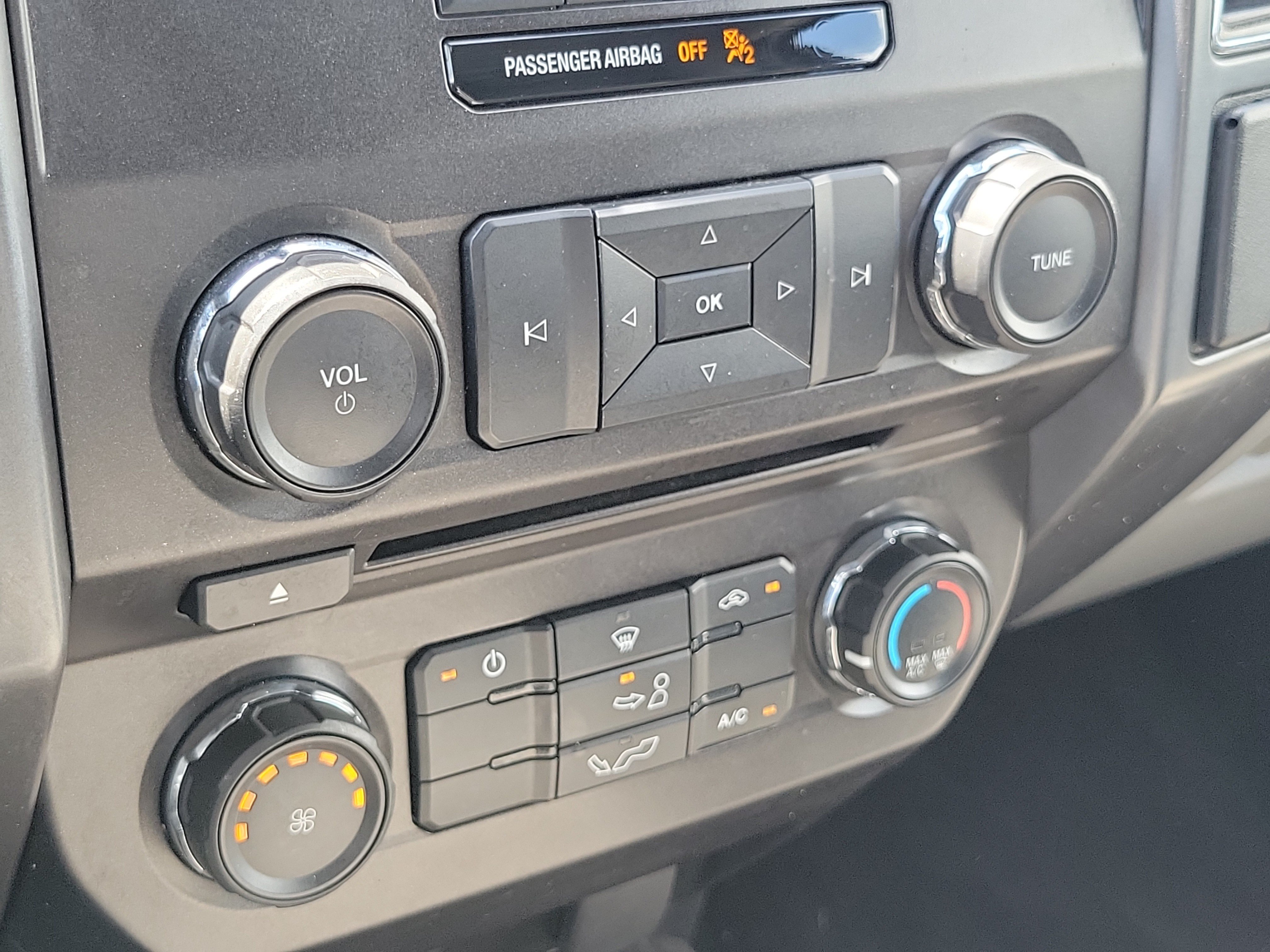 Used 2018 Ford F150 XLT RWD image 24