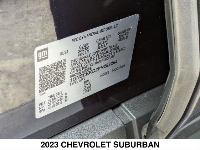 Used 2023 Chevrolet Suburban RST w/ Luxury Package image 30