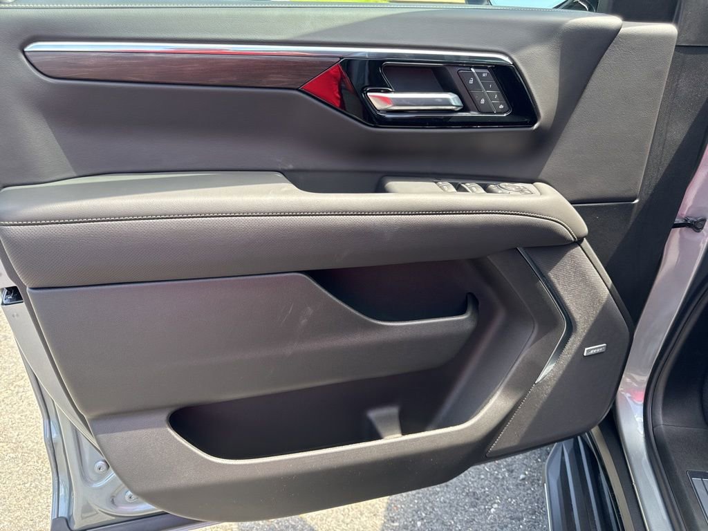 New 2025 Chevrolet Tahoe Premier image 16