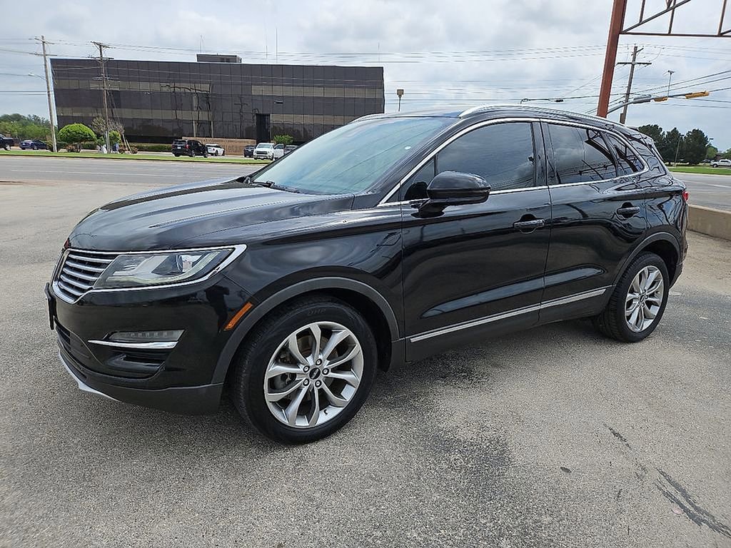 Used 2018 Lincoln MKC Select w/ Select Plus Package image 2