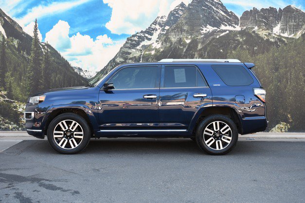 Used 2017 Toyota 4Runner Limited AWD/4WD image 7