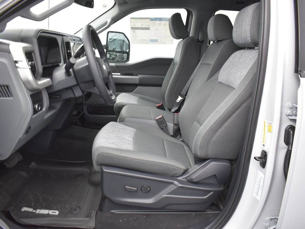 New 2026 Ford F250 XLT w/ XLT Premium Package image 15