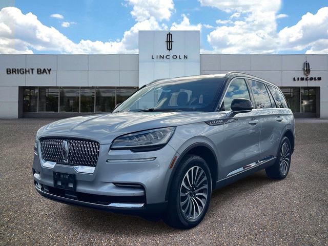 Certified 2023 Lincoln Aviator AWD w/ Premium Package image 2