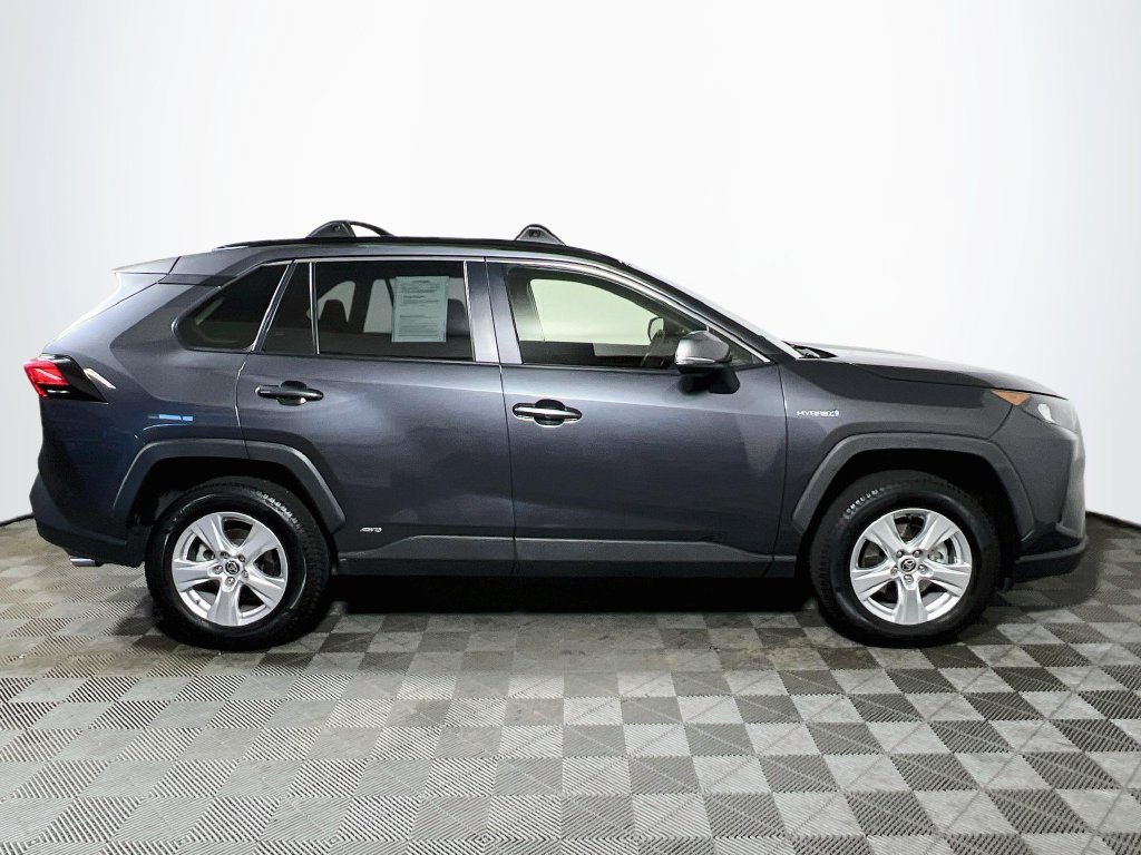 Certified 2020 Toyota RAV4 LE w/ Carpet Mat Package AWD/4WD image 8