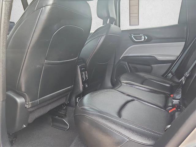 Used 2024 Jeep Compass Limited image 19