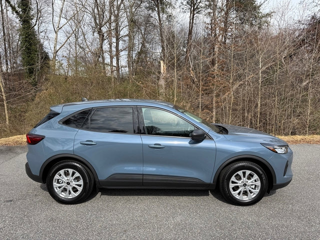 Used 2025 Ford Escape Active w/ Tech Pack #1 image 5