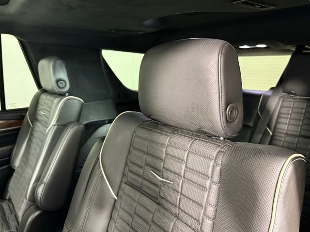 Certified 2021 Cadillac Escalade Premium Luxury Platinum image 23