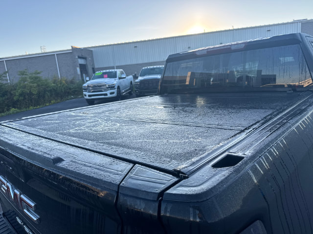 Used 2021 GMC Sierra 1500 AT4 AWD/4WD image 9