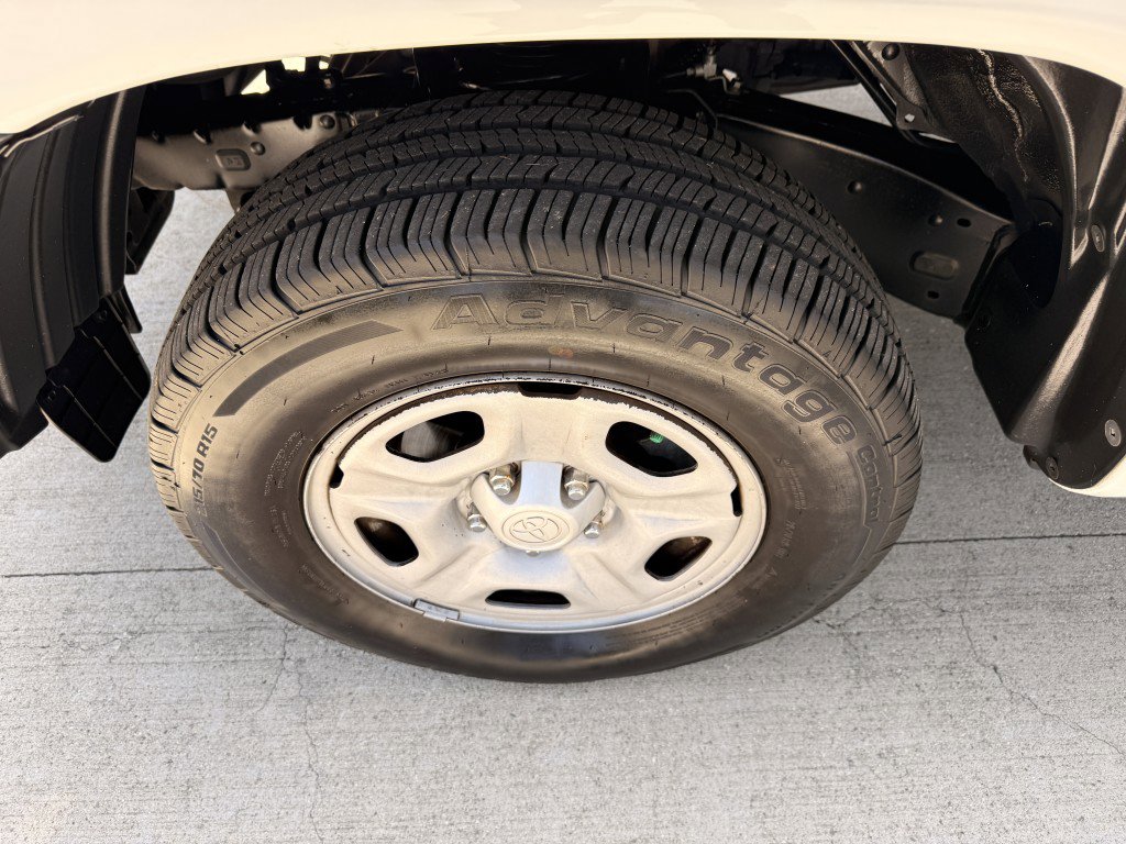 Used 2014 Toyota Tacoma 2WD Access Cab w/ Convenience Package image 8