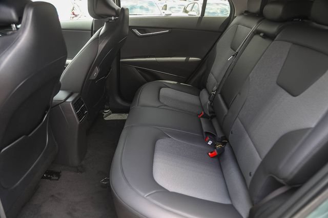 New 2026 Kia Niro Wind FWD image 11