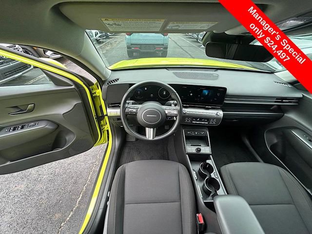 Used 2025 Hyundai Kona SEL image 23