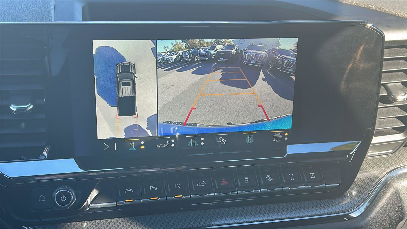 Used 2022 Chevrolet Silverado 1500 ZR2 w/ Technology Package image 23