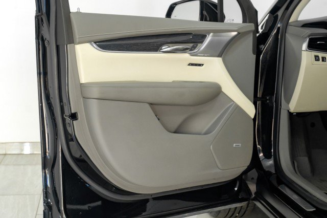 Used 2023 Cadillac XT6 Premium Luxury AWD/4WD image 54