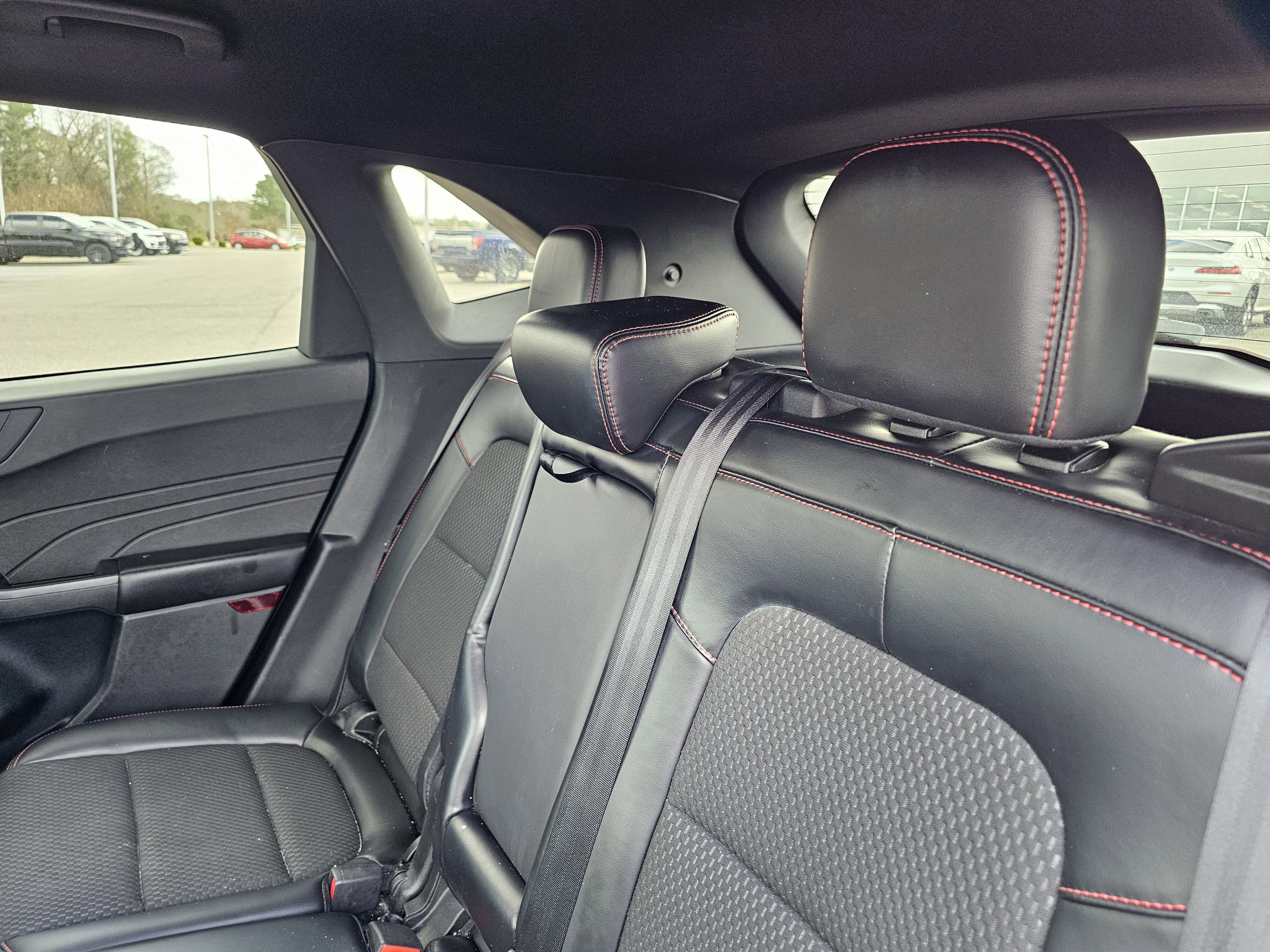 Used 2023 Ford Escape ST-Line image 33