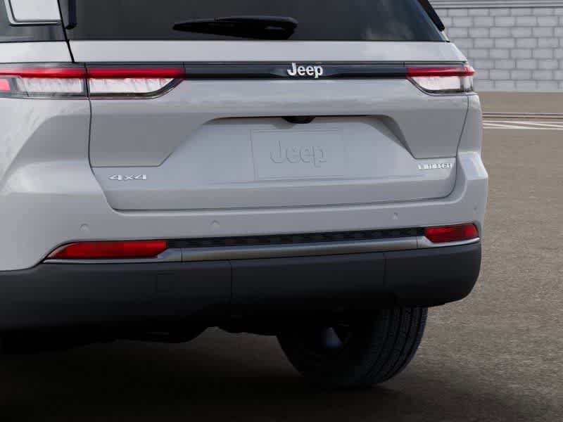 New 2026 Jeep Grand Cherokee Limited w/ Limited Altitude Package AWD/4WD image 13