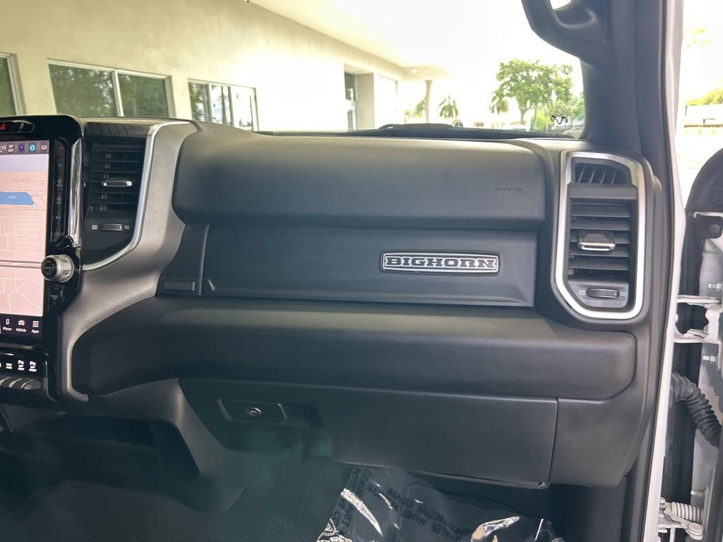 Used 2025 RAM 2500 Big Horn AWD/4WD image 31