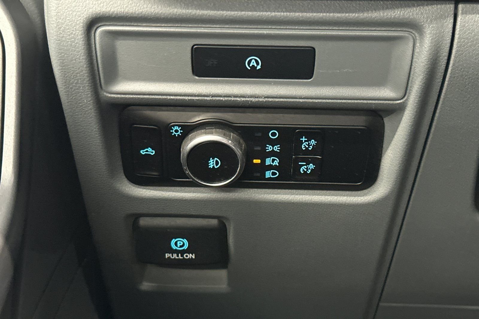 Used 2025 Ford F150 XLT w/ Equipment Group 301A Standard AWD/4WD image 28