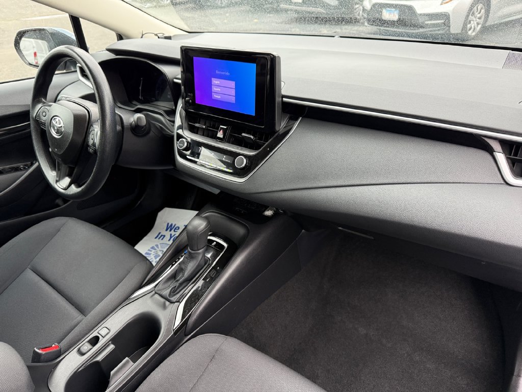 Used 2026 Toyota Corolla LE w/ LE Premium Package FWD image 17
