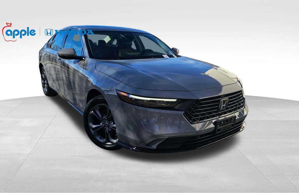 Used 2025 Honda Accord EX-L image 3