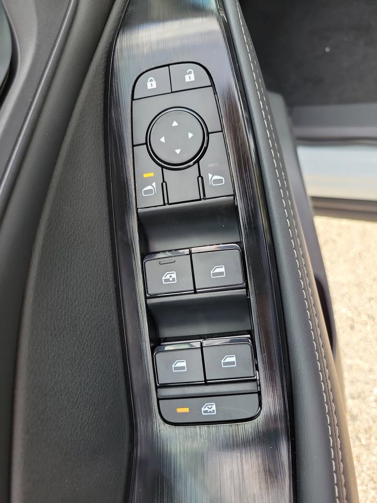 New 2026 Nissan Rogue SV image 18