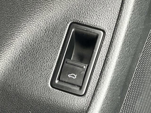 Used 2015 Volkswagen Jetta SE FWD image 25