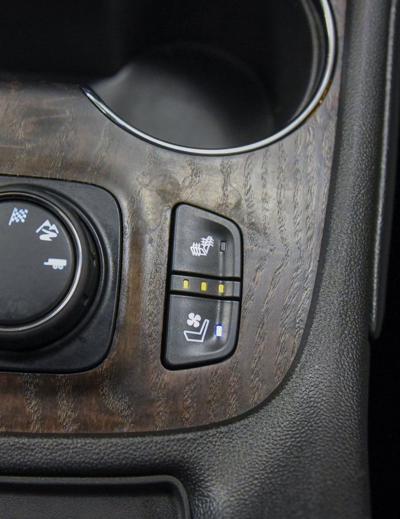 Used 2023 GMC Acadia Denali w/ Denali Ultimate Package image 35