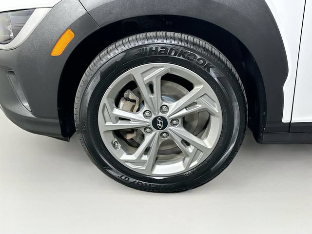 Certified 2023 Hyundai Kona SEL AWD/4WD image 33