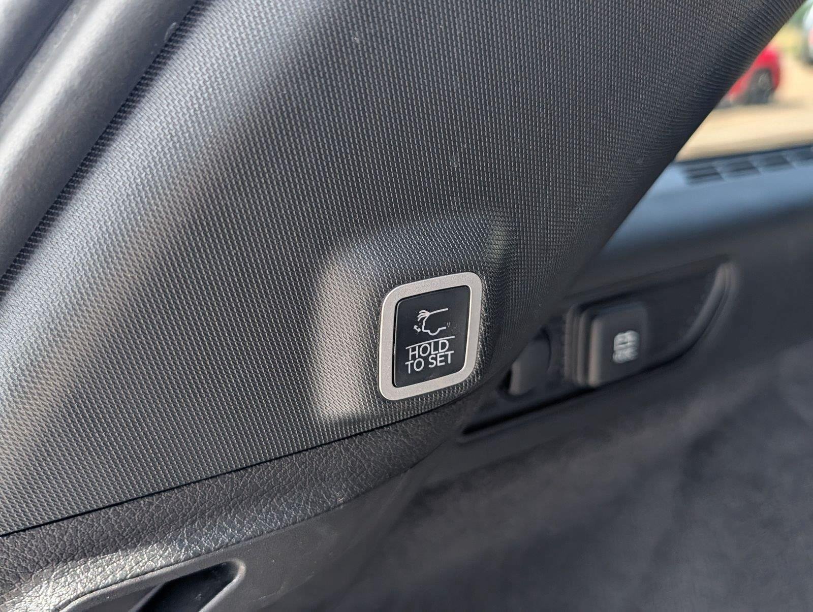 Used 2025 Jeep Grand Cherokee Summit AWD/4WD image 29