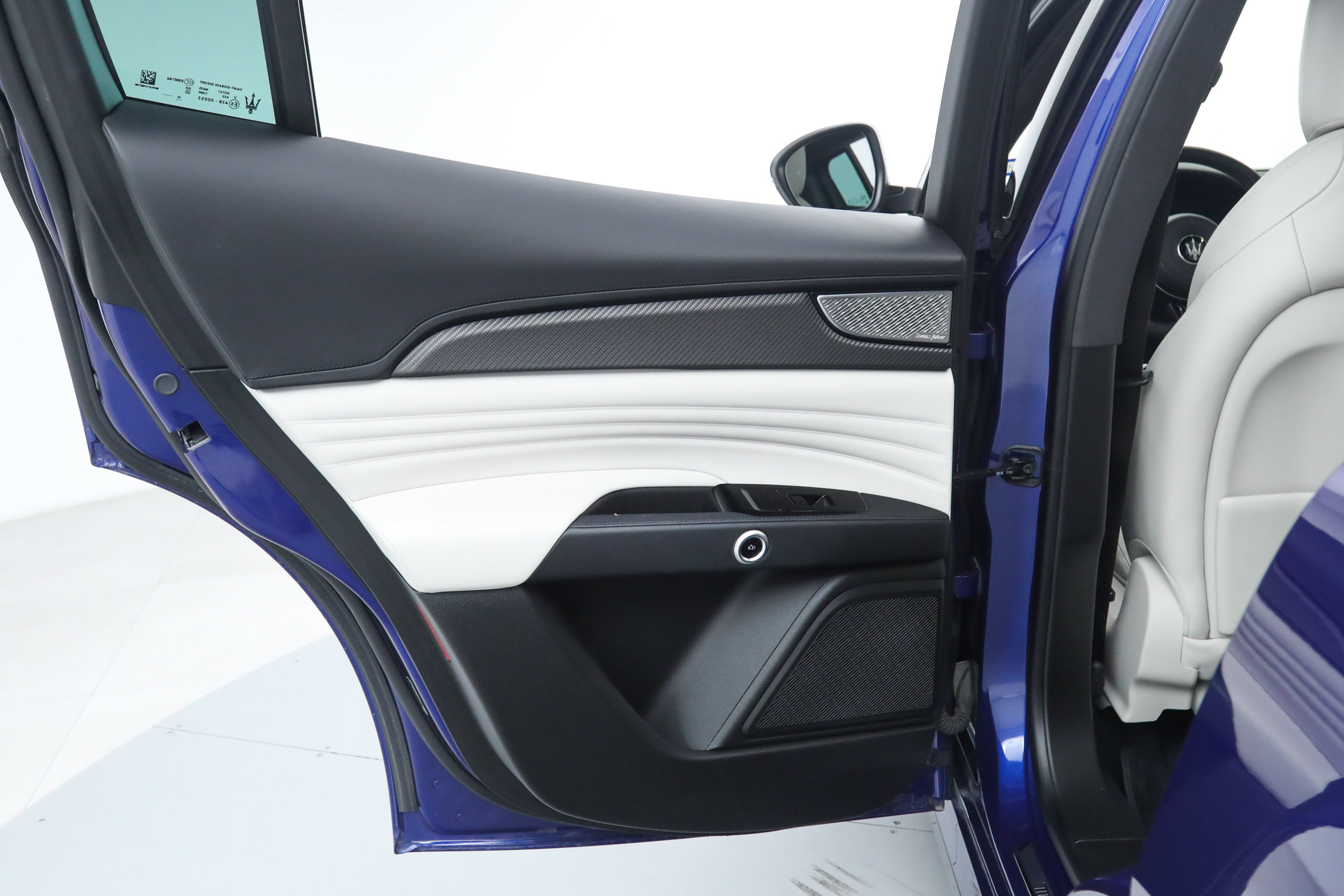Certified 2023 Maserati Grecale Modena AWD/4WD image 27