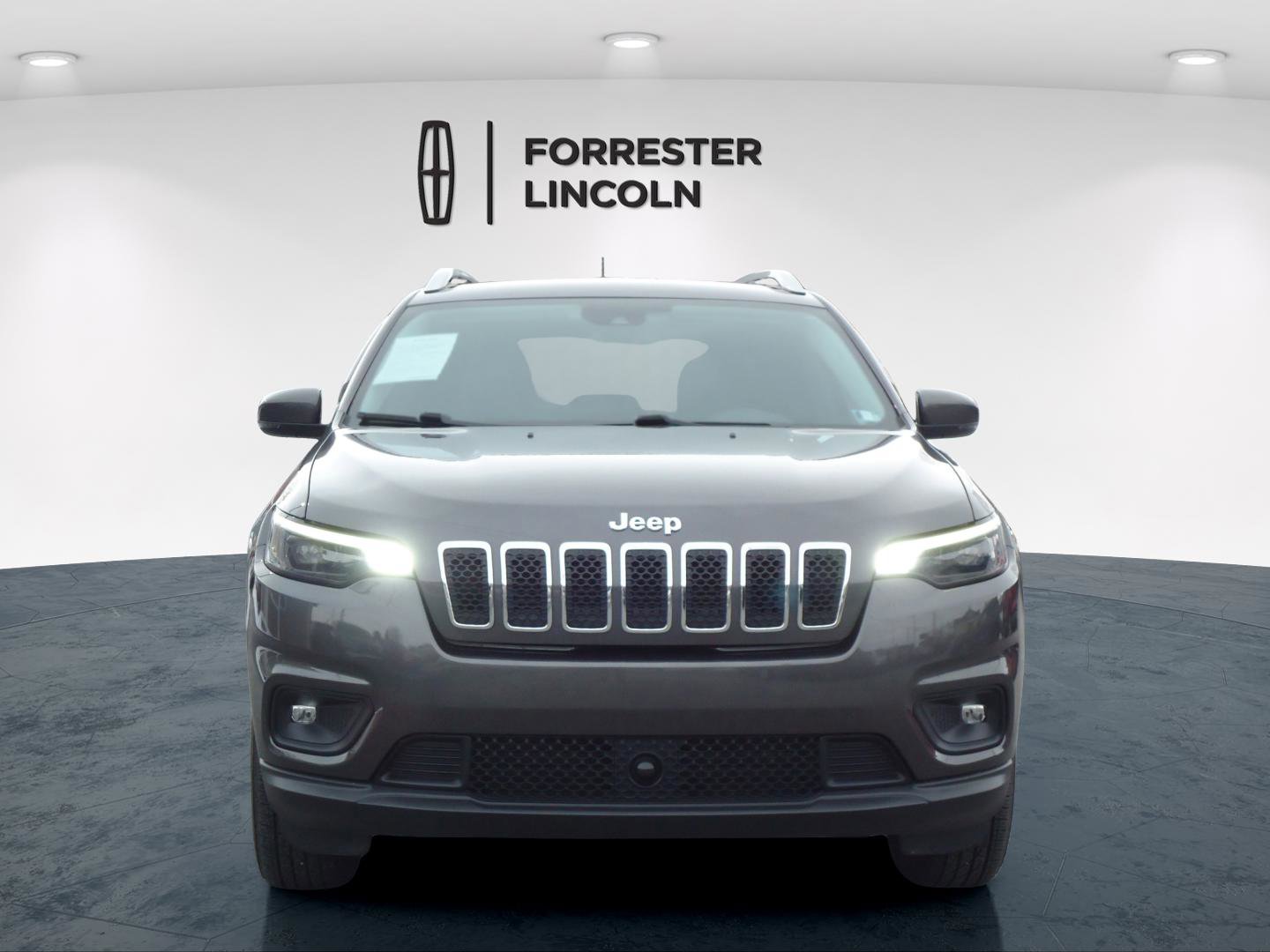 Used 2021 Jeep Cherokee Latitude Lux w/ Comfort/Convenience Group image 8
