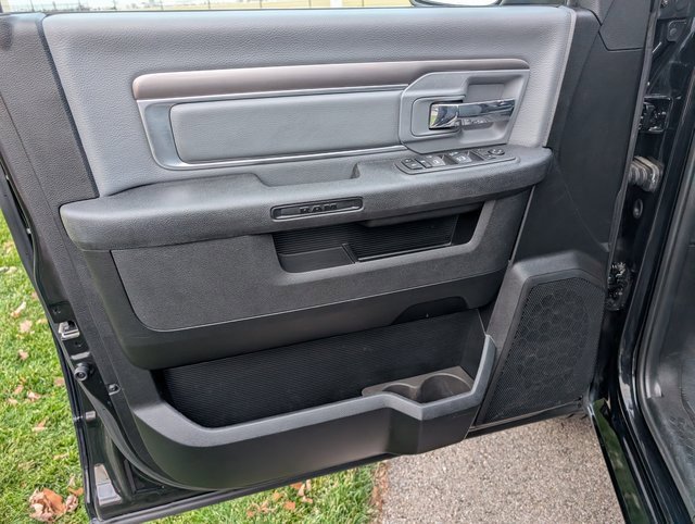 Used 2024 RAM 1500 Classic SLT image 14