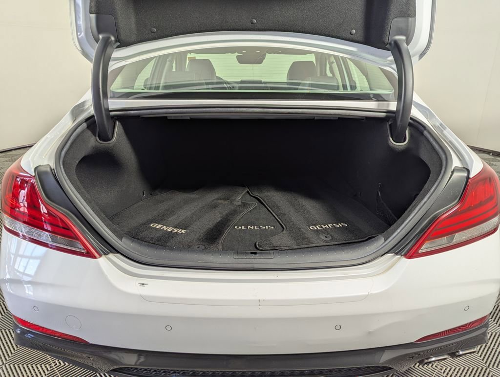 Used 2019 Genesis G70 2.0T Advanced w/ Elite Package image 15