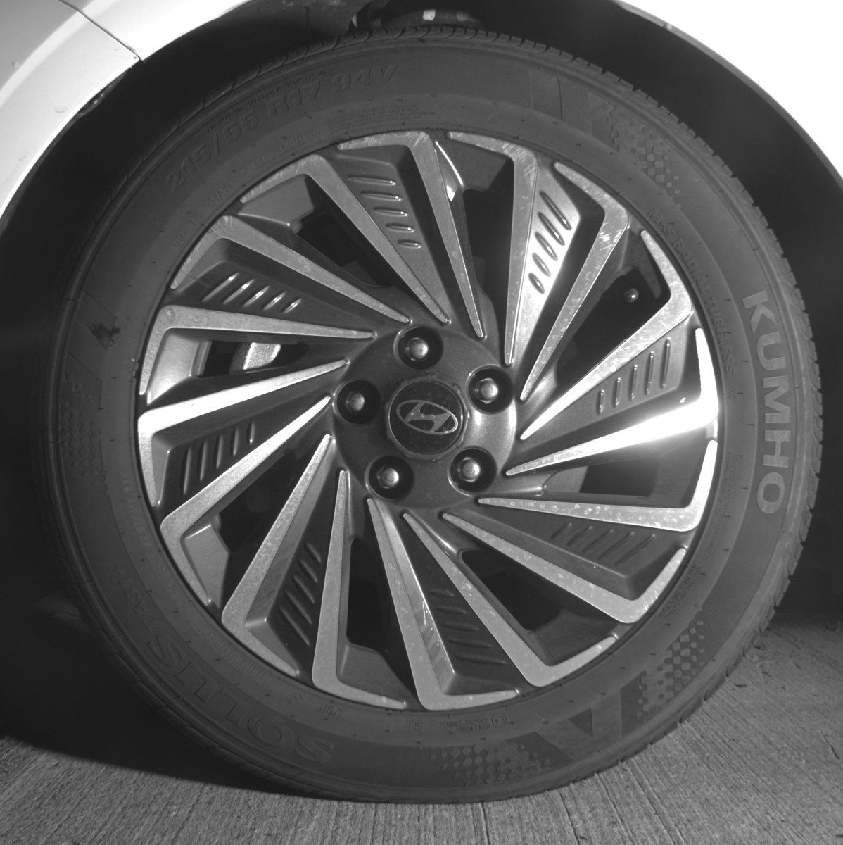 Used 2025 Hyundai Sonata SEL FWD image 12