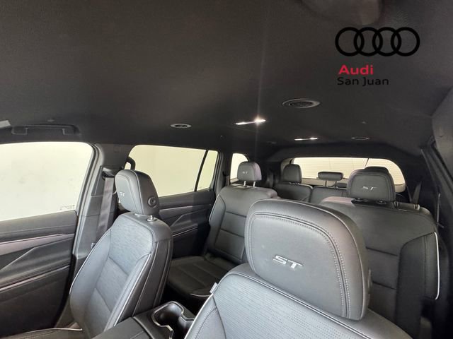 Used 2025 Buick Enclave Sport Touring FWD image 12