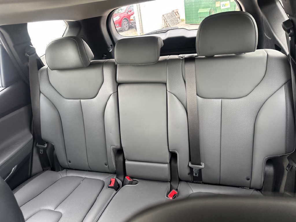 Used 2023 Hyundai Santa Fe SEL w/ Premium Package AWD/4WD image 53