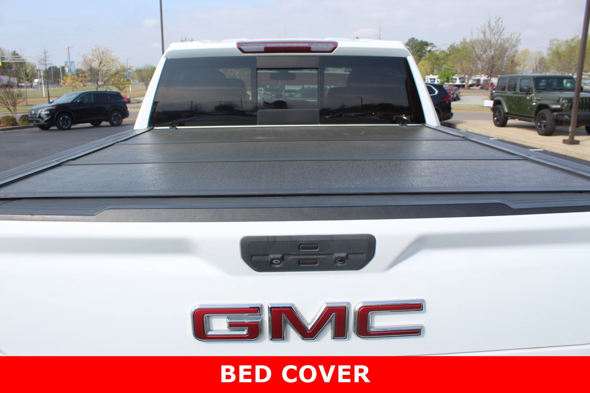 Used 2019 GMC Sierra 1500 AT4 w/ AT4 Premium Package image 8