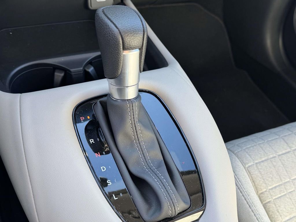 Used 2025 Honda HR-V LX image 25
