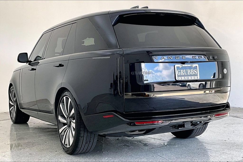 Used 2023 Land Rover Range Rover SV AWD/4WD image 15