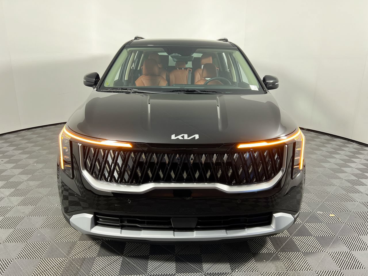 Certified 2026 Kia Carnival EX FWD image 10