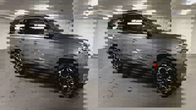 Certified 2022 Chevrolet Tahoe RST w/ Luxury Package image 2