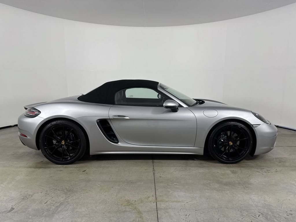 Certified 2023 Porsche 718 Boxster w/ Sport Chrono Package RWD image 8