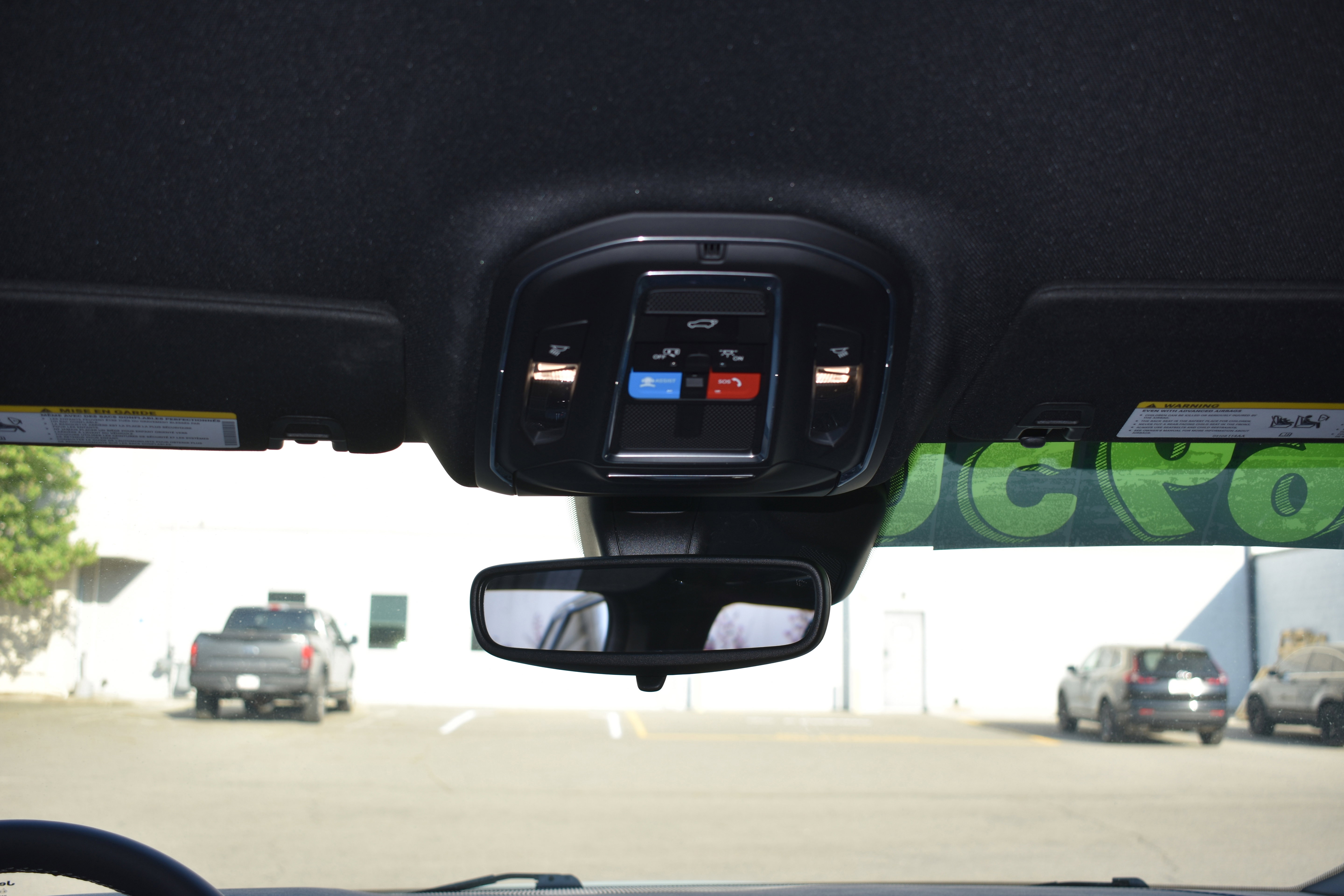 Used 2024 Jeep Grand Cherokee Altitude image 27