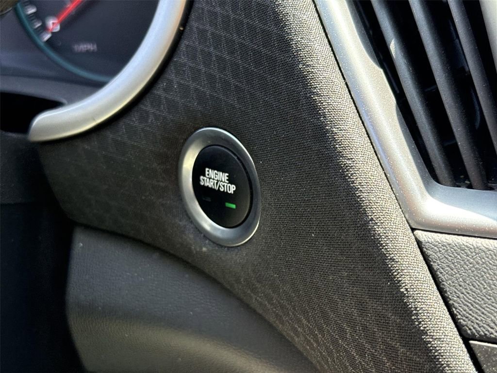 Used 2025 Chevrolet Malibu LT FWD image 15