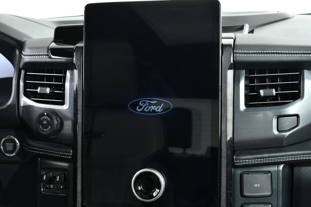 Used 2025 Ford F150 Lightning Platinum AWD/4WD image 9