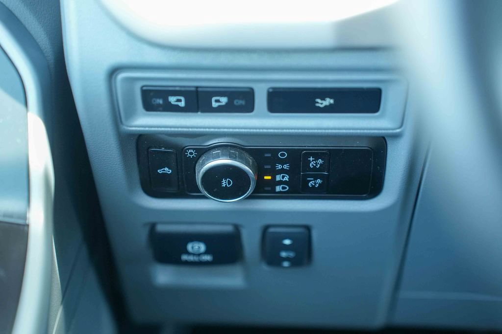 Used 2023 Ford F150 XLT w/ Equipment Group 302A High AWD/4WD image 28