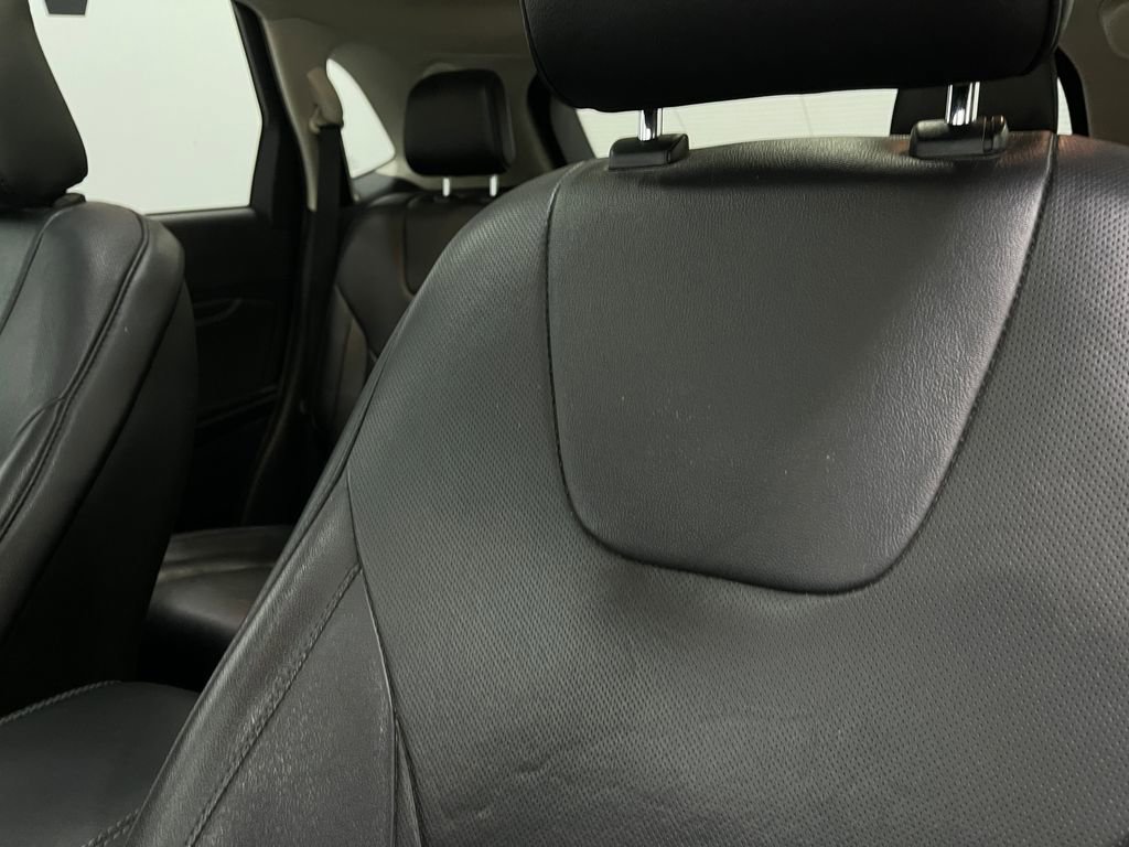 Used 2020 Ford Edge Titanium w/ Equipment Group 301A image 18