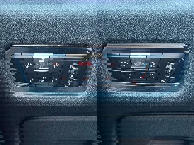 Used 2023 BMW X5 sDrive40i image 24