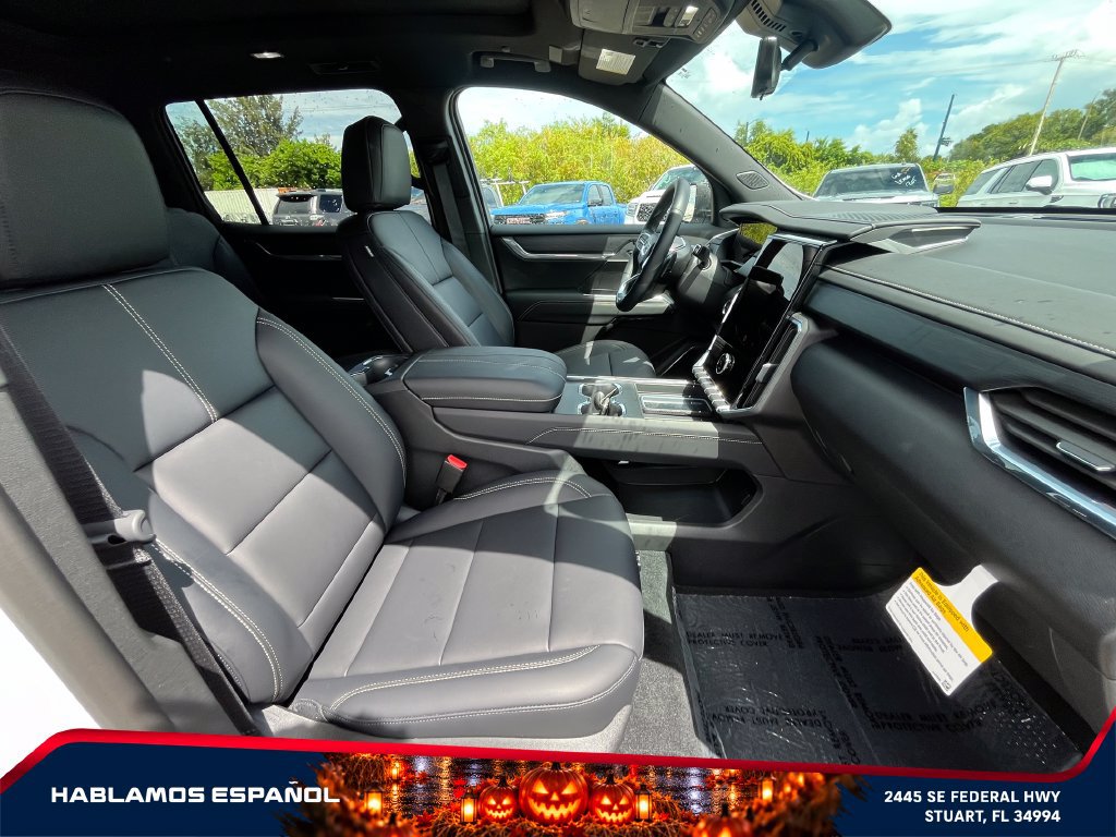 New 2026 GMC Acadia Elevation w/ Black Edition FWD image 21