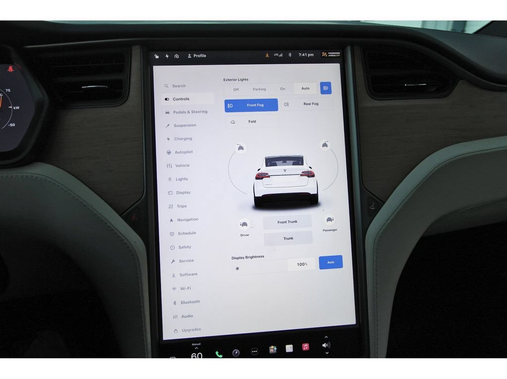 Used 2020 Tesla Model X Long Range AWD/4WD image 25