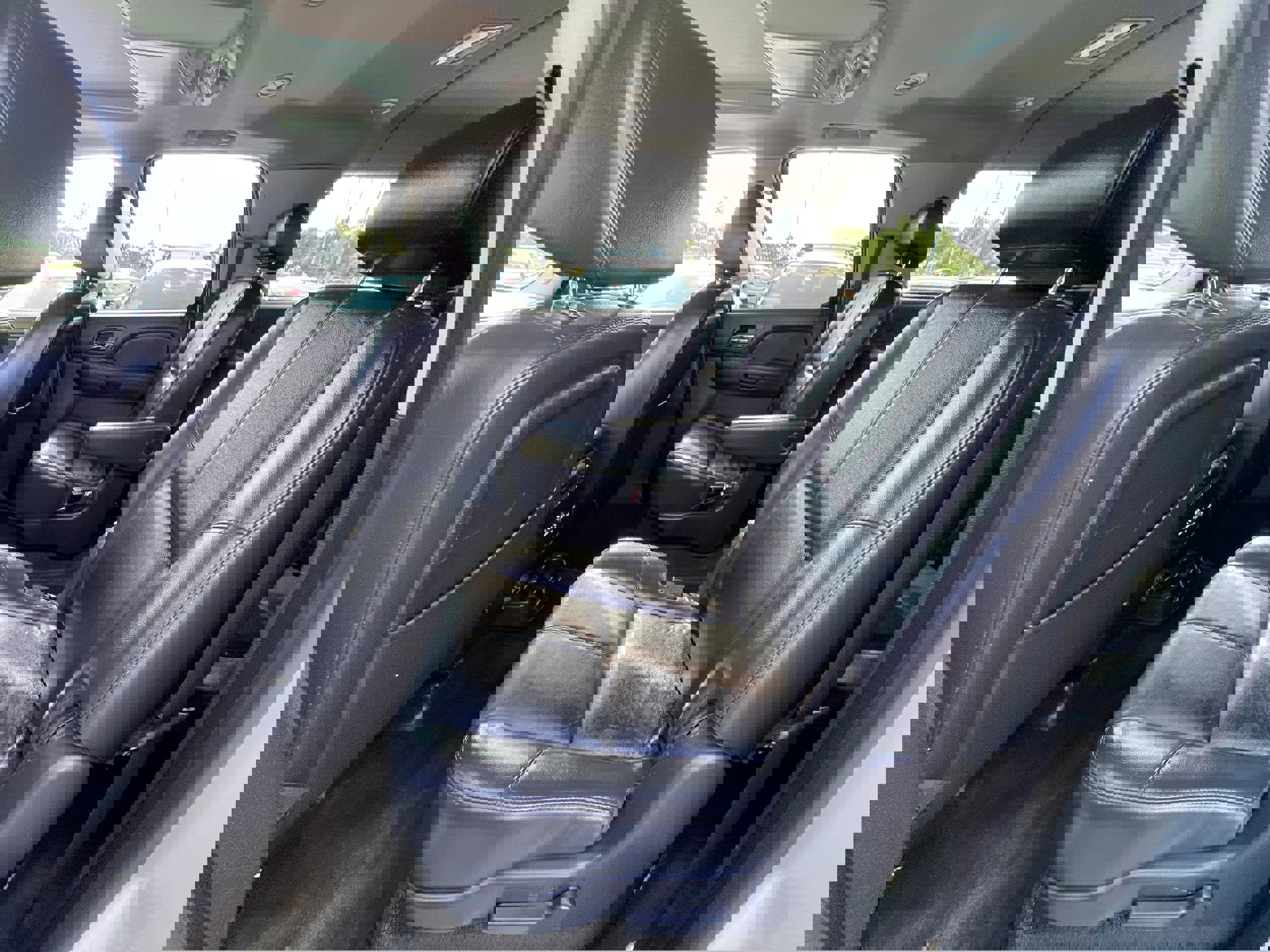 Used 2008 Chevrolet Suburban LT image 23